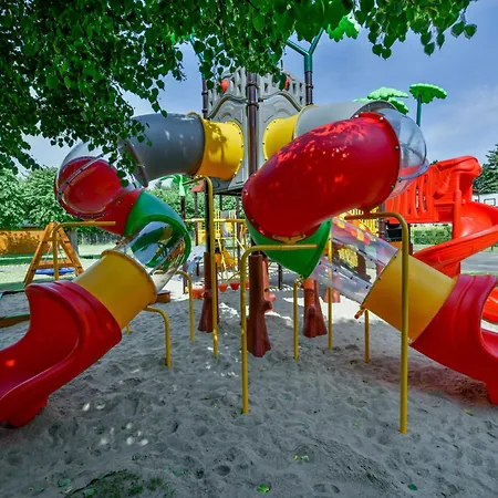 ホリデーパーク Osrodek Rekreacyjny Aga